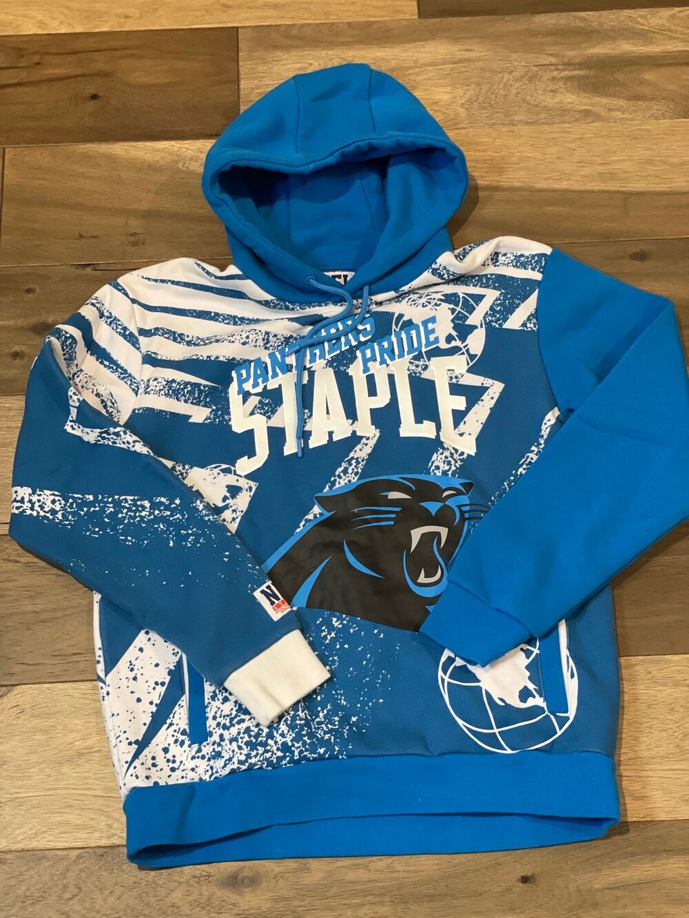 NFL Staple Hoodie Size L Mens Blue White Panthers Logo Streetwear